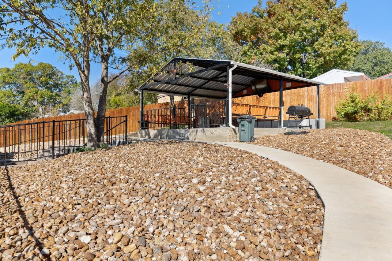 Cyc Eclectic Back House With Bbq Gazebo Villa San Antonio Buitenkant foto